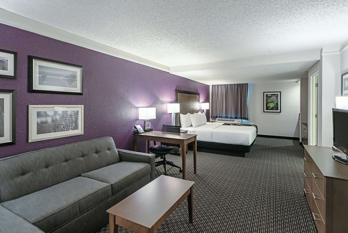 Inn Suites Lubbock West Cal Center Compare Deals About La Quinta Inn Suites Lubbock West Cal Center
