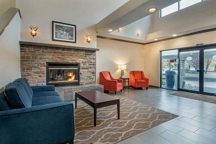 Comfort Suites Vancouver Mall Compare Deals