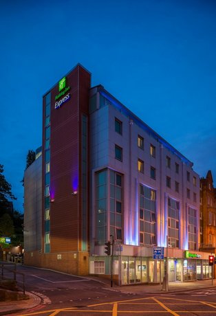 Holiday Inn Express London Swiss Cottage Compare Deals