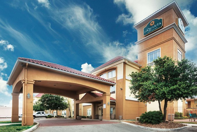 Inn And Suites New Braunfels Compare Deals