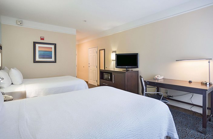Inn Suites Houston West At Clay Road Compare Deals