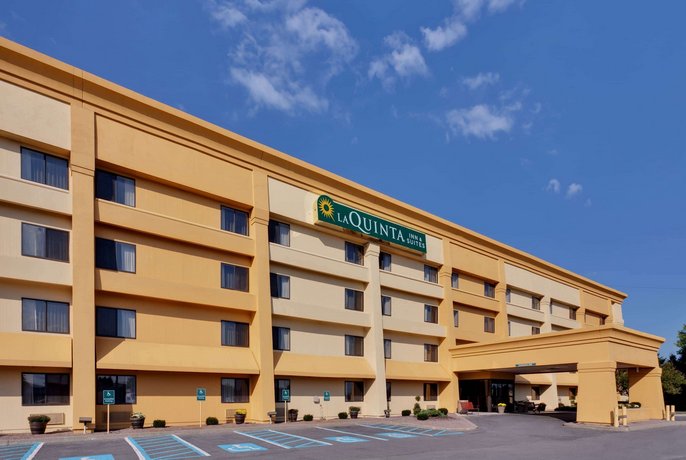 Inn Suites Plattsburgh Compare Deals