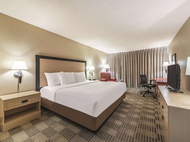 Inn Suites Fairfield Nj Compare Deals