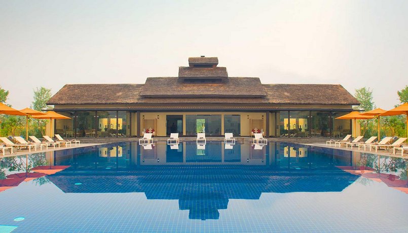 Meghauli Serai Chitwan National Park - A Taj Safari Lodge