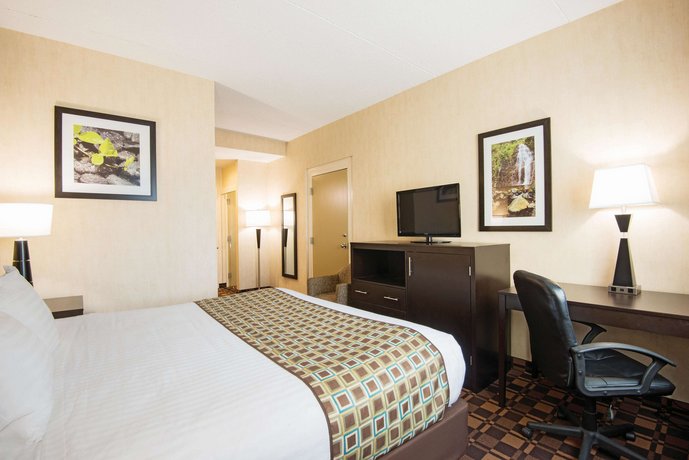 Inn Buffalo Airport Compare Deals