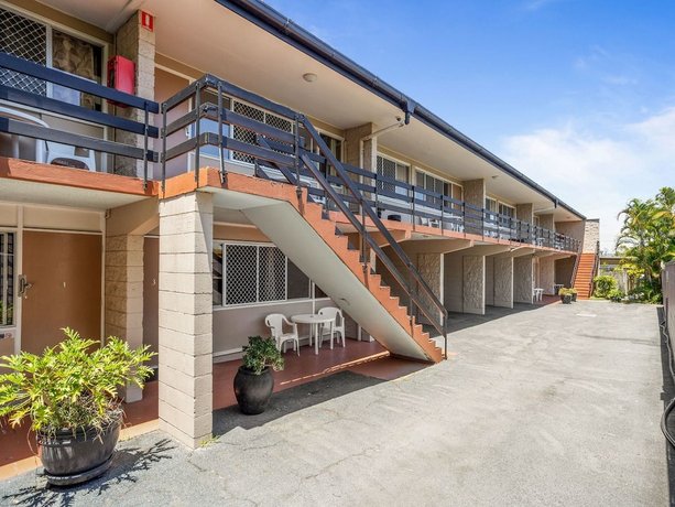 브라운즈 앳 브로드비치, Browns at Broadbeach