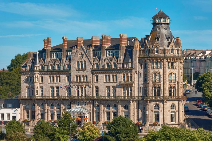 Duke Of Cornwall Hotel