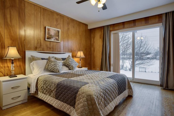 찰턴 스위트 게스트 하우스, Charlton Suites Guest House