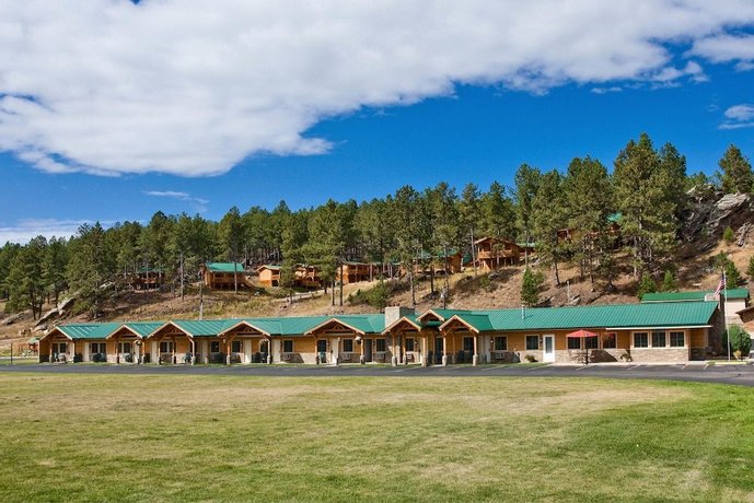 Rock Crest Lodge Cabins Custer Compare Deals