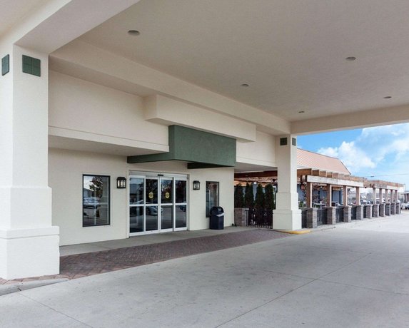 Quality Inn Bryan Montpelier Holiday City Compare Deals