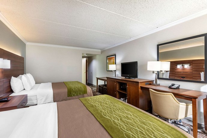 Comfort Inn Suites Anaheim Compare Deals