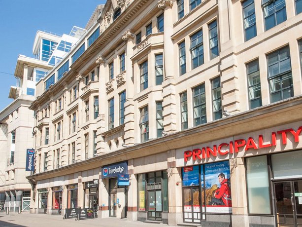 Travelodge Cardiff Central Queen Street - Compare Deals