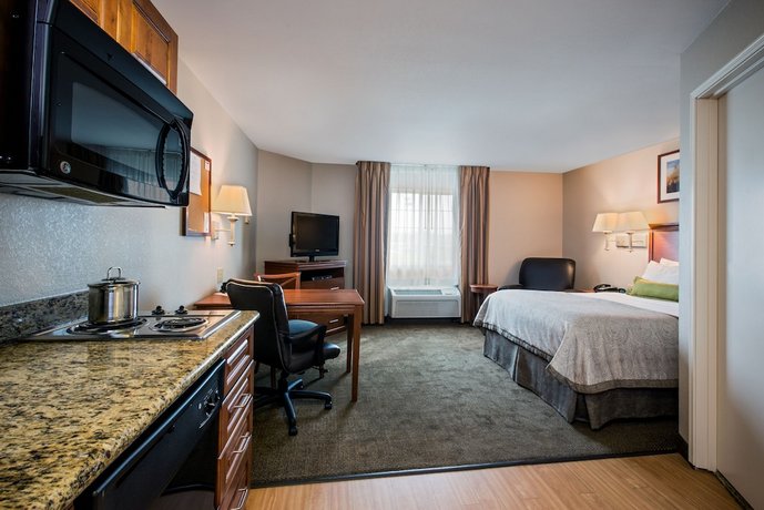 Candlewood Suites Perrysburg Compare Deals