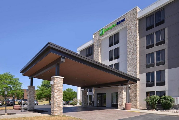 Holiday Inn Express Rochester University Area Compare Deals - 