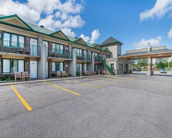 Comfort Inn Mont Laurier Compare Deals