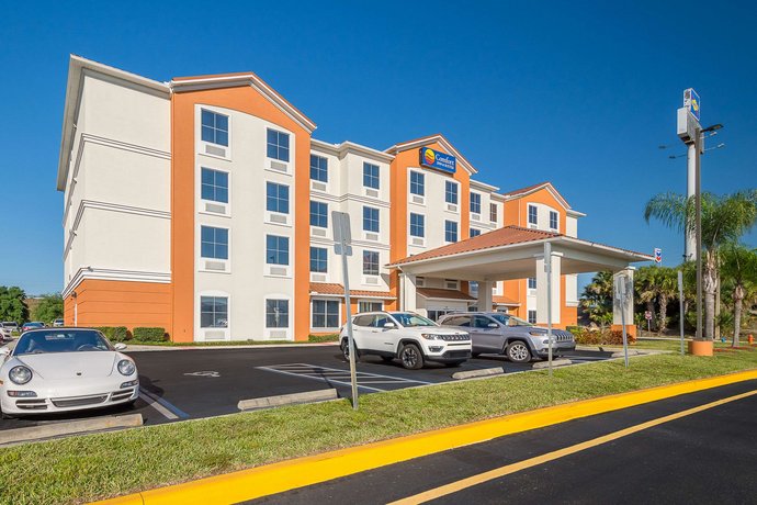 Comfort Inn Suites Maingate South Davenport Compare Deals