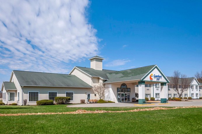 Comfort Inn Dyersville Compare Deals