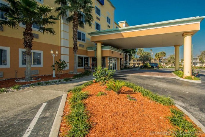 Comfort Inn Kissimmee Orlando Compare Deals