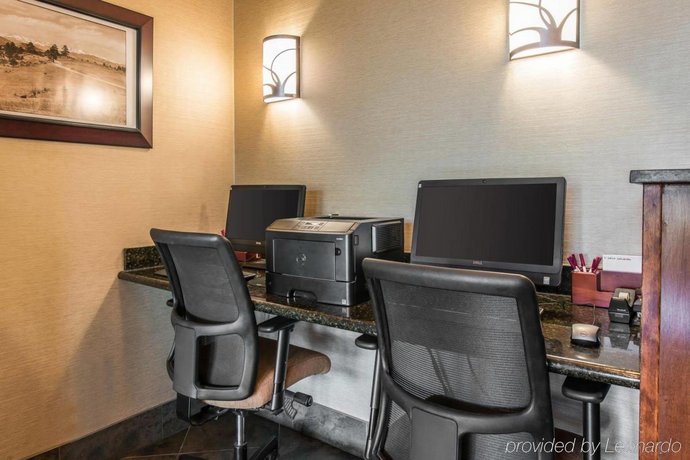 Comfort Suites Golden West On Evergreen Parkway Compare Deals