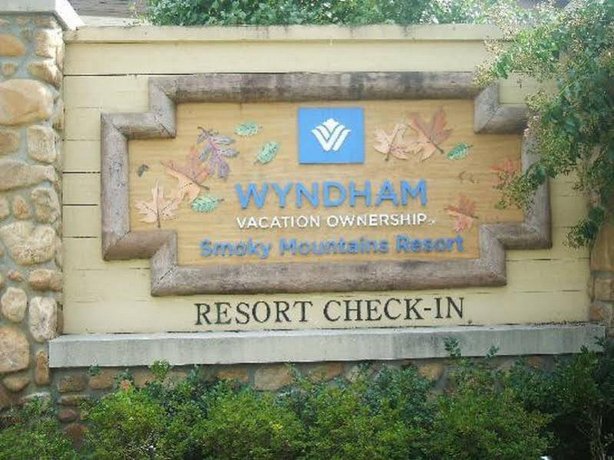 Wyndham Smoky Mountains Sevierville Compare Deals