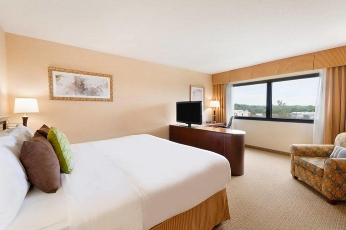 Radisson Hotel Seattle Airport Compare Deals - 