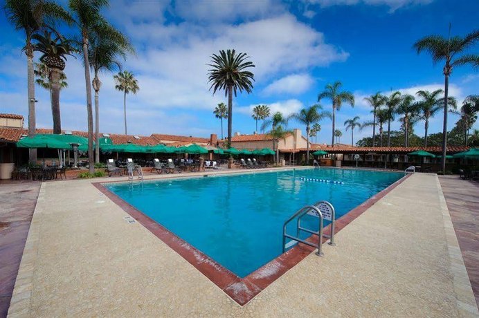 La Jolla Beach and Tennis Club, San Diego - Compare Deals