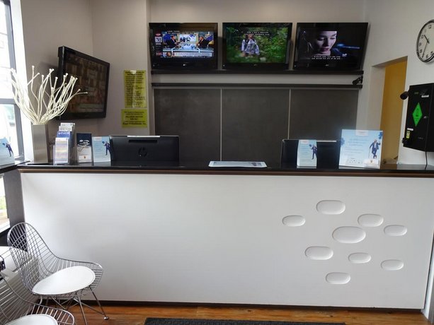 Super 8 By Wyndham Brooklyn Park Slope Hotel New York - 