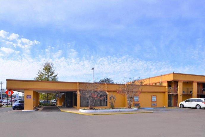 Quality Inn Starkville Compare Deals