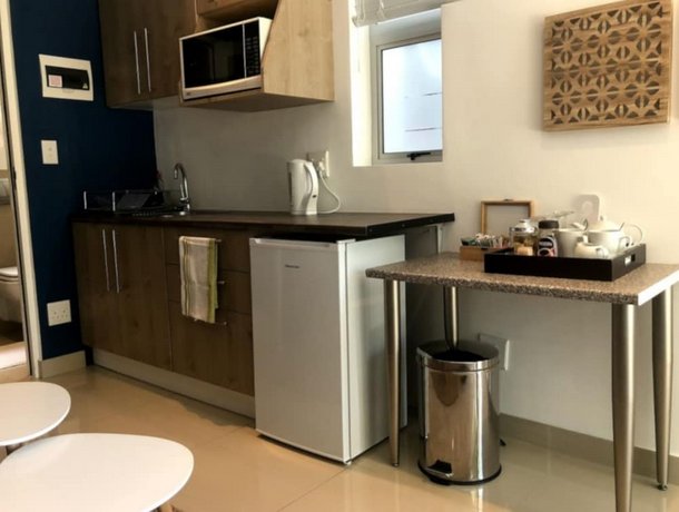 Southern Comfort Guest Lodge Cape Town Compare Deals
