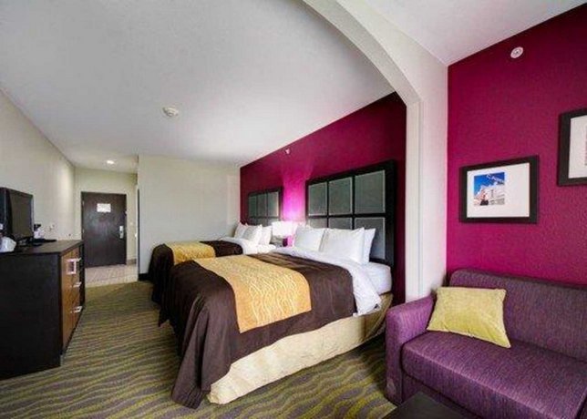 Comfort Inn Suites Tulsa I 44 West Rt 66 Sapulpa Compare Deals