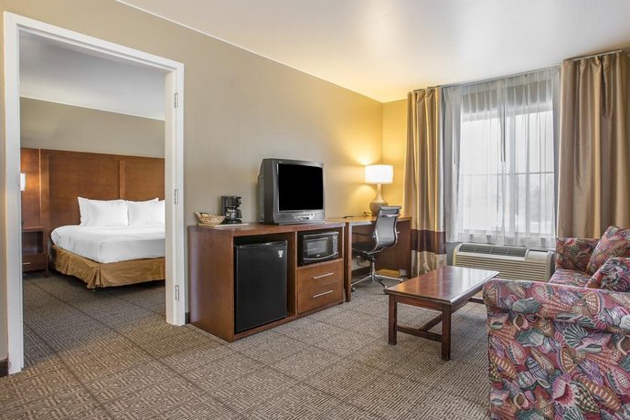 Quality Inn Merced Compare Deals