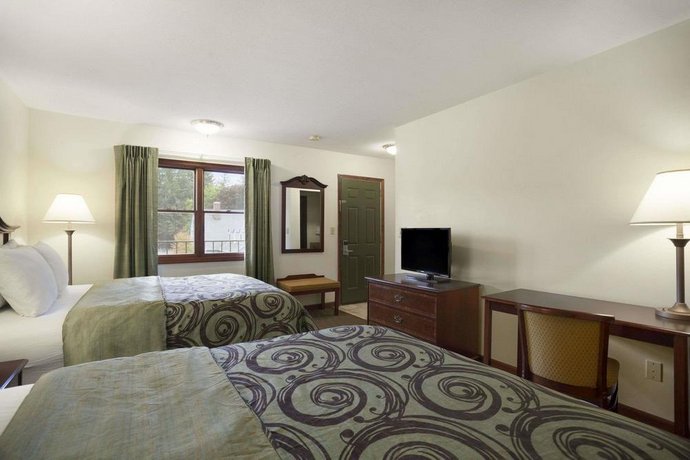 Days Inn By Wyndham Great Barrington Compare Deals