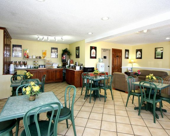 Quality Inn Waynesboro Compare Deals