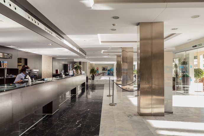 Taxi From Malaga Airport To Roc Costa Park Hotel www.hotelscombined.es