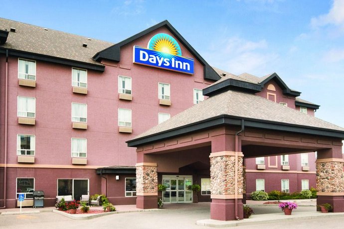 Days Inn By Wyndham Calgary Airport Compare Deals - 