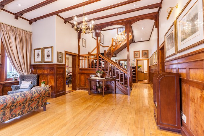 Courtyard Hotel Arcadia Pretoria Compare Deals