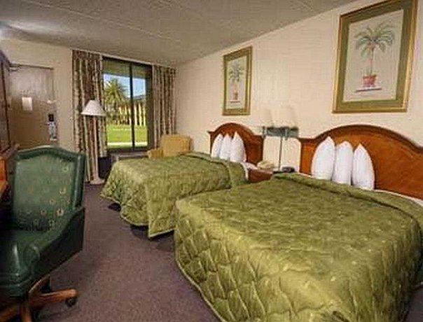 Days Inn By Wyndham Orlando Airport Florida Mall Compare Deals