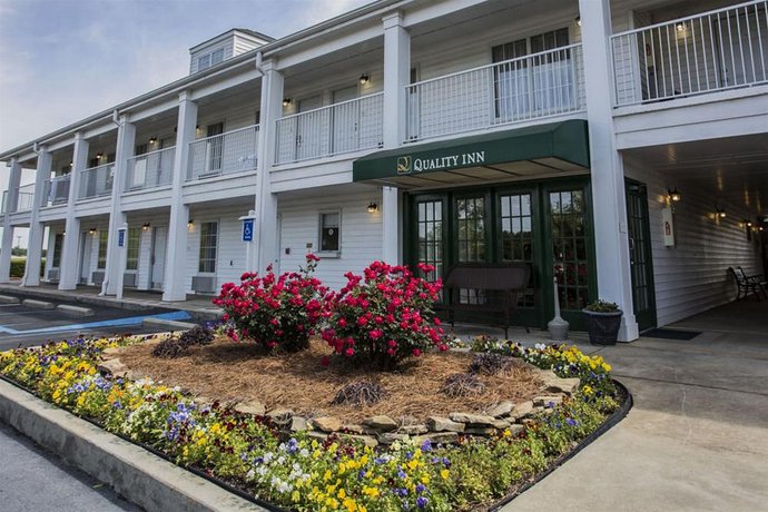 Quality Inn Waynesboro Waynesboro Compare Deals
