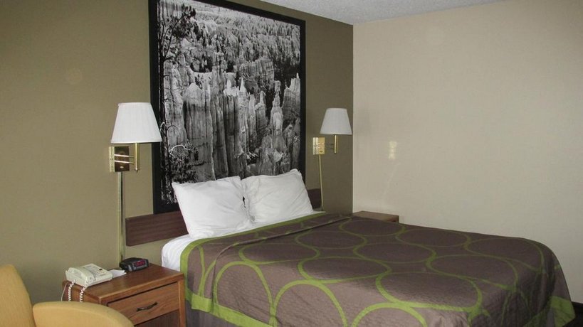 Super 8 By Wyndham Richfield Ut Compare Deals