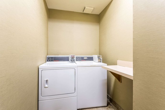 Comfort Suites Portland Airport Compare Deals