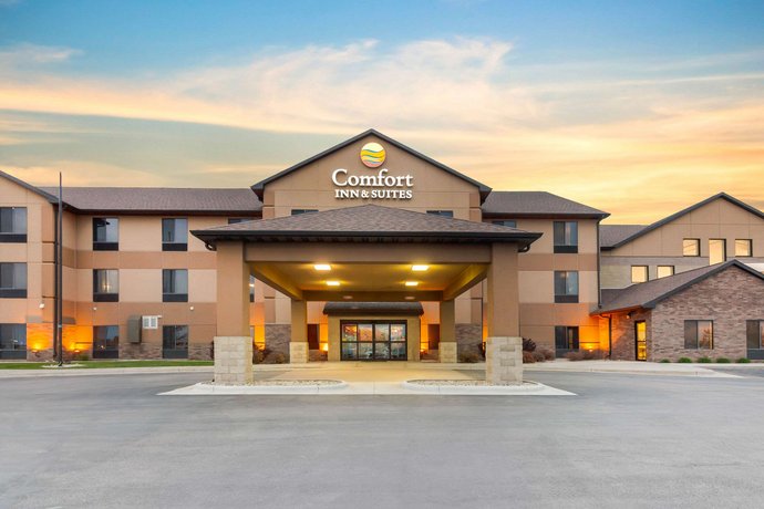 Comfort Inn And Suites Mitchell Compare Deals