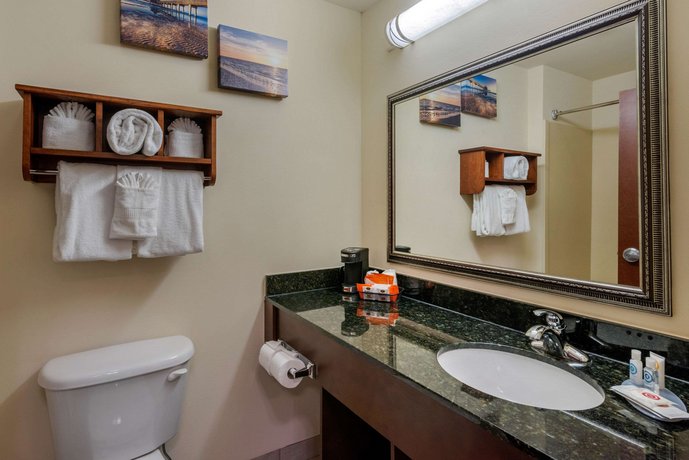 Comfort Inn Suites Fort Myers Airport Compare Deals