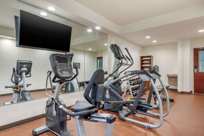 Comfort Inn Lenoir City Compare Deals