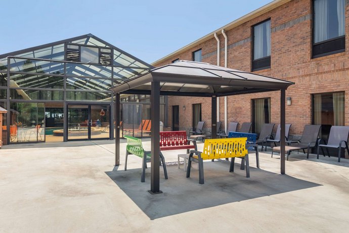 Comfort Inn Suites Perry Georgia Compare Deals