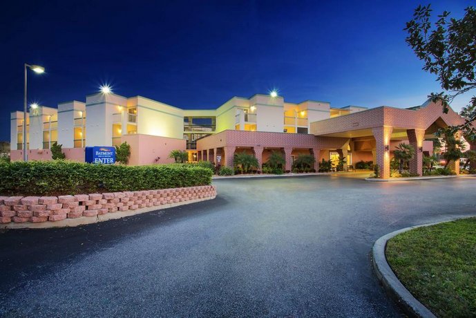 Baymont By Wyndham Tampa Near Busch Gardens Compare Deals