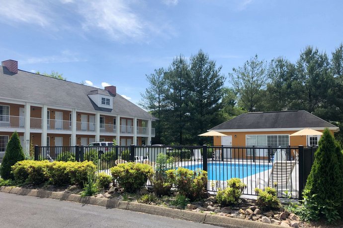 Quality Inn Johnson City Compare Deals