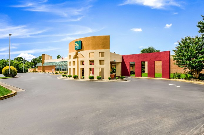 Quality Inn Roanoke Airport Compare Deals
