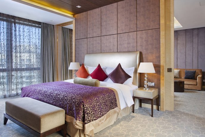 Crowne Plaza Beijing Chaoyang U Town Compare Deals - 