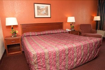 Old Hickory Inn Jackson Compare Deals - 