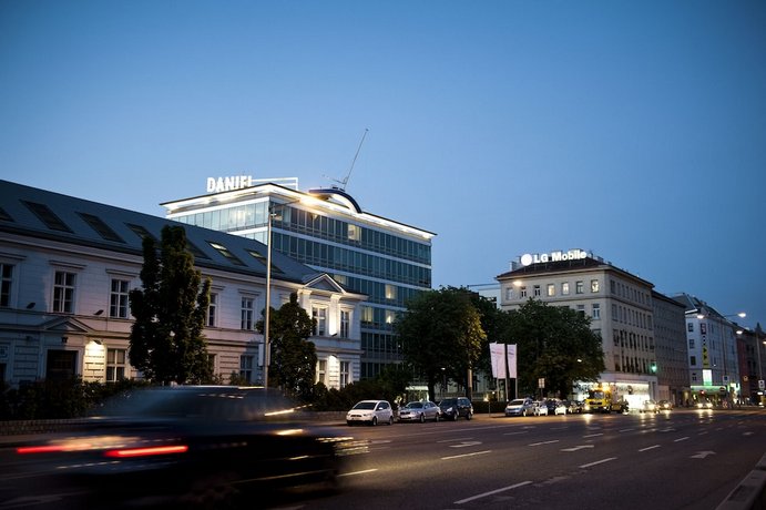 Hotel Daniel Vienna Compare Deals - 